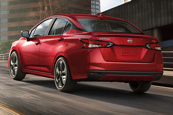 2023-nissan-versa-17-inch-machine-finished-aluminum-alloy-wheels